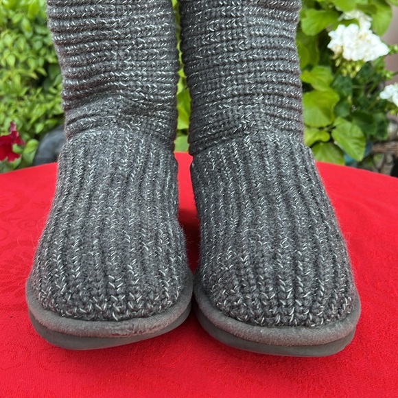 UGG Cardi Gray Fold Down Knit Sweater Boots - Picture 17 of 17